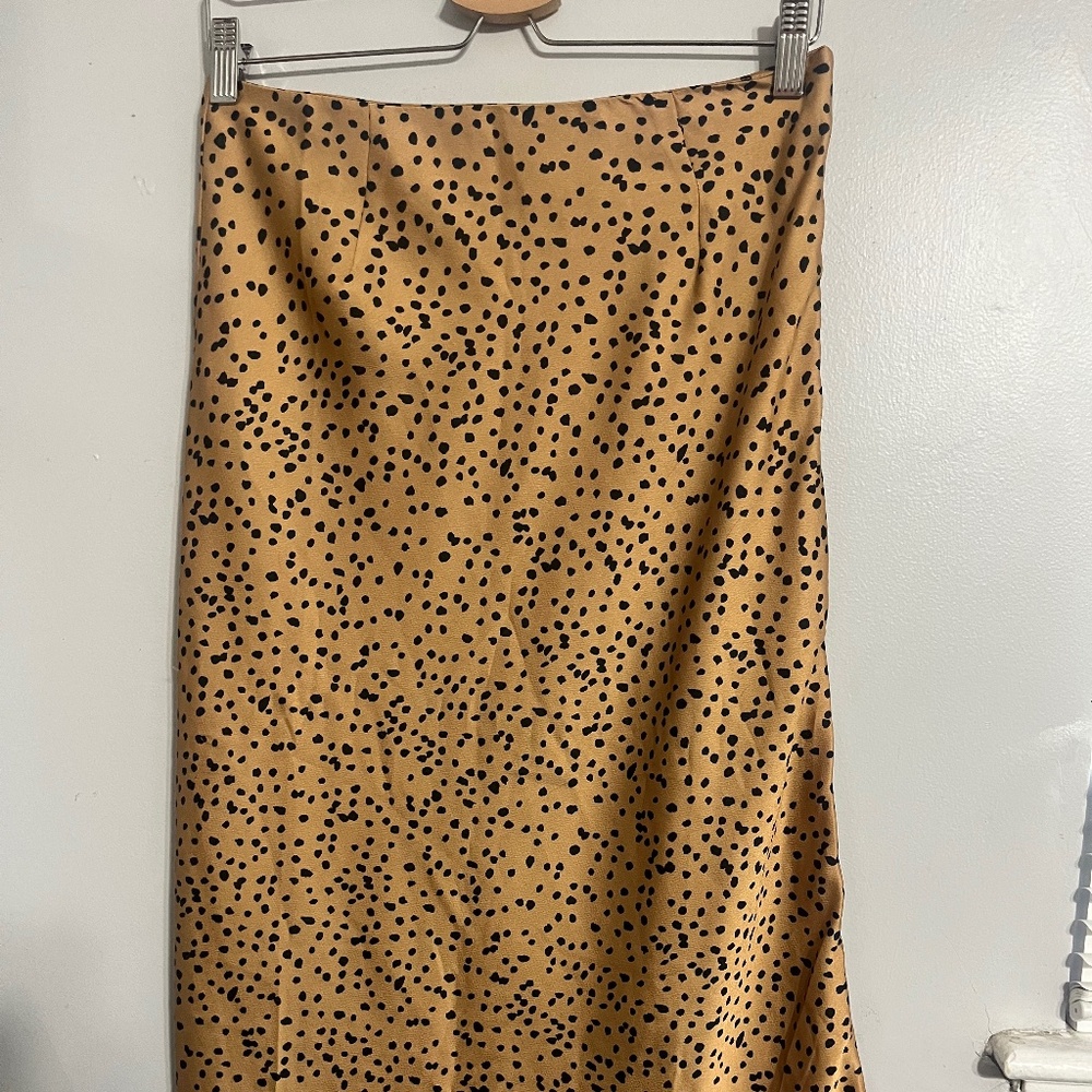 Nasty Gal Dotted Midi Skit